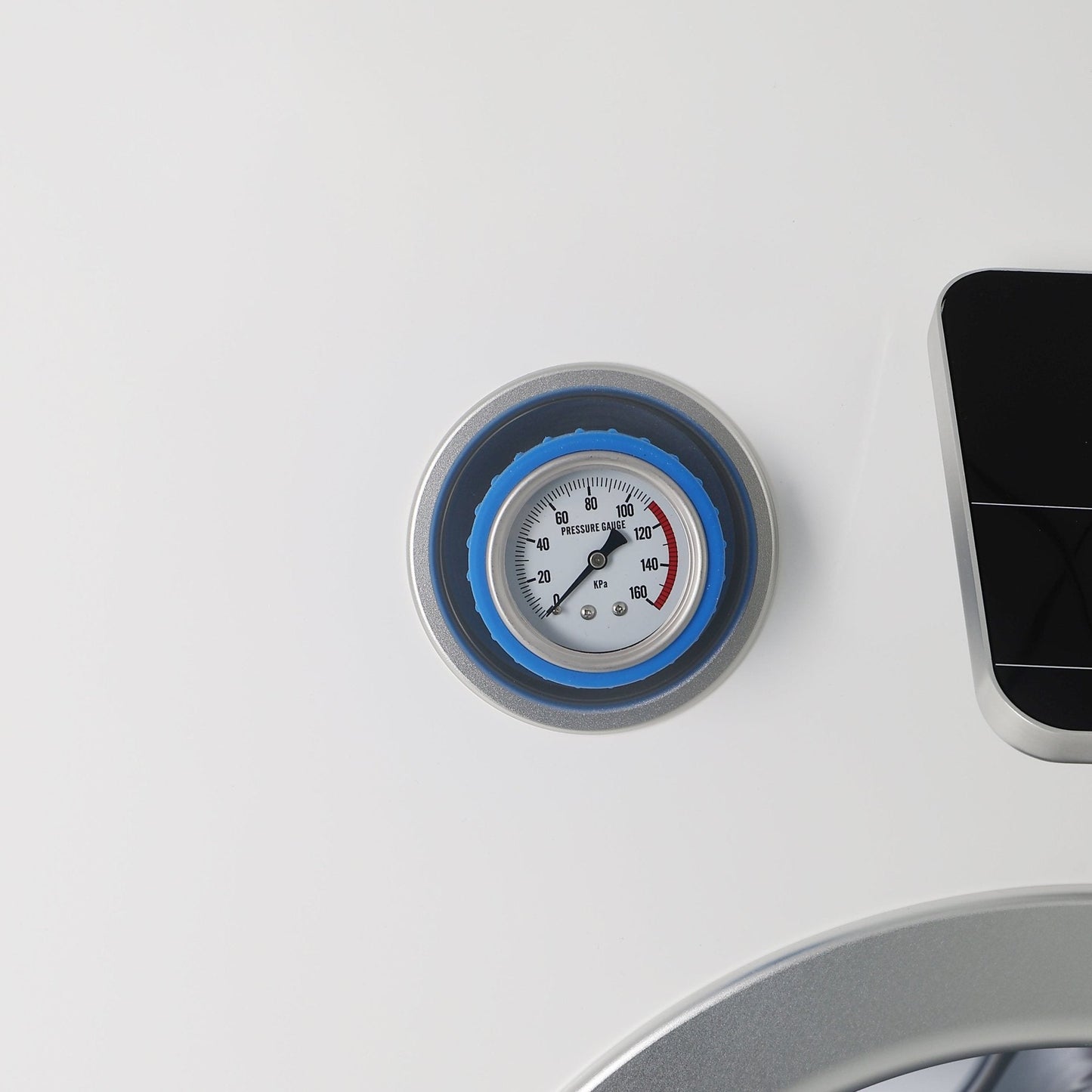 MedEq TimePod 2 | 2.0 ATA Triangular Hard-Shell Hyperbaric Chamber